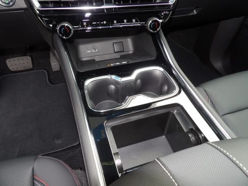 New 2026 Chevrolet Traverse Z71 image 37