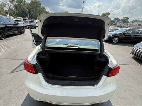 Used 2018 Nissan Maxima Platinum image 15