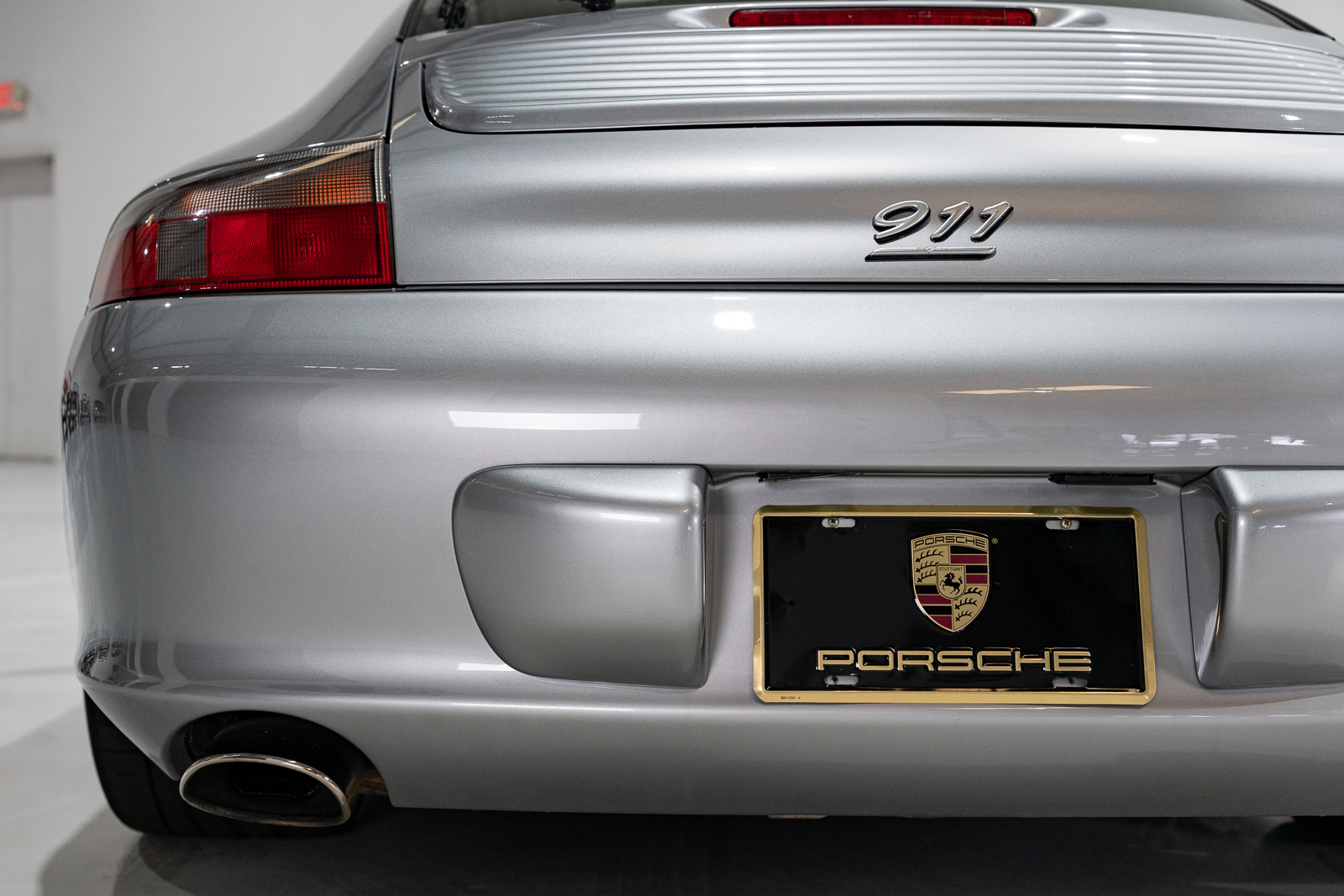 Used 2004 Porsche 911 40th Anniversary Coupe RWD image 46