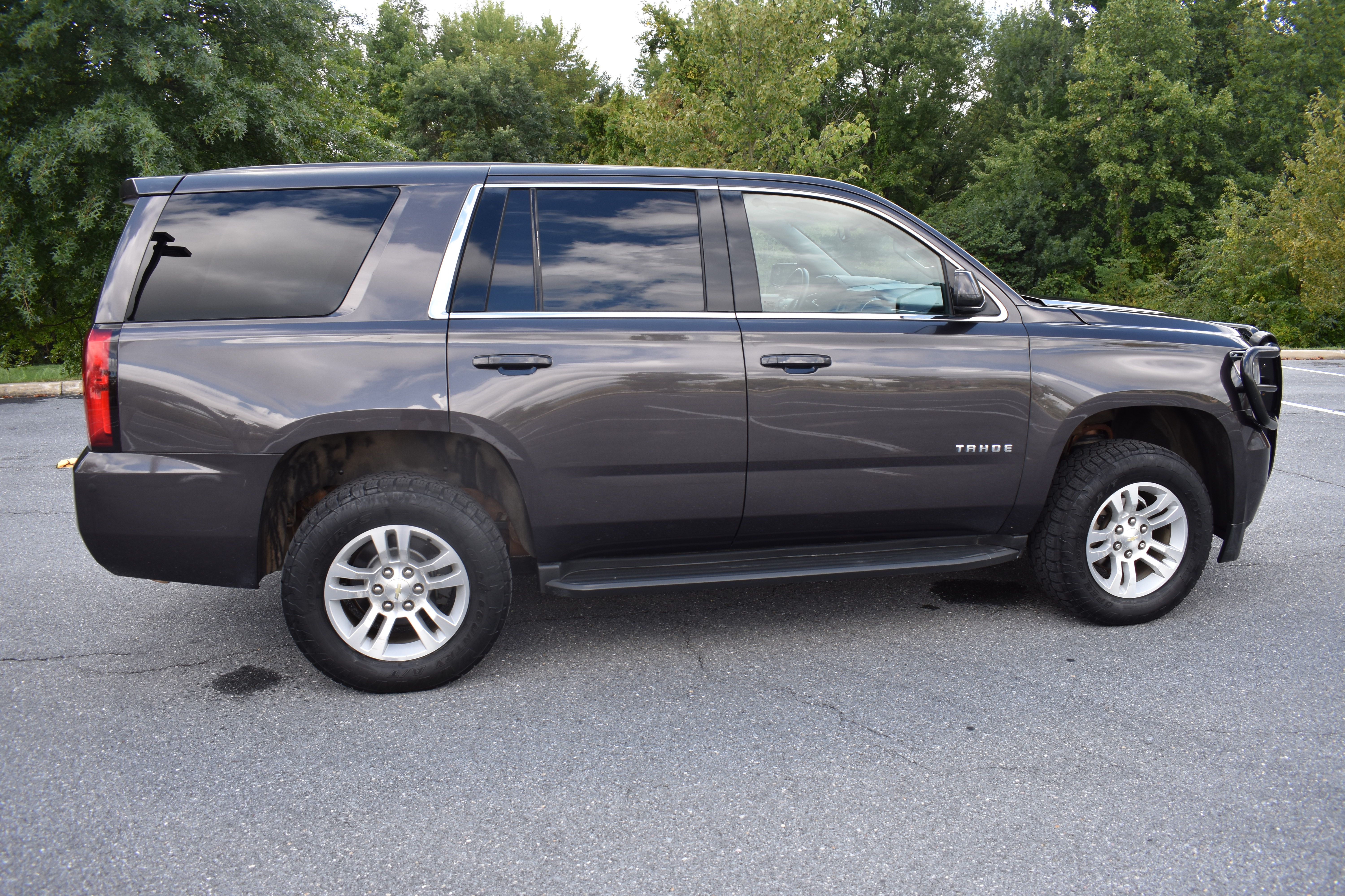 Used 2018 Chevrolet Tahoe 4WD image 11