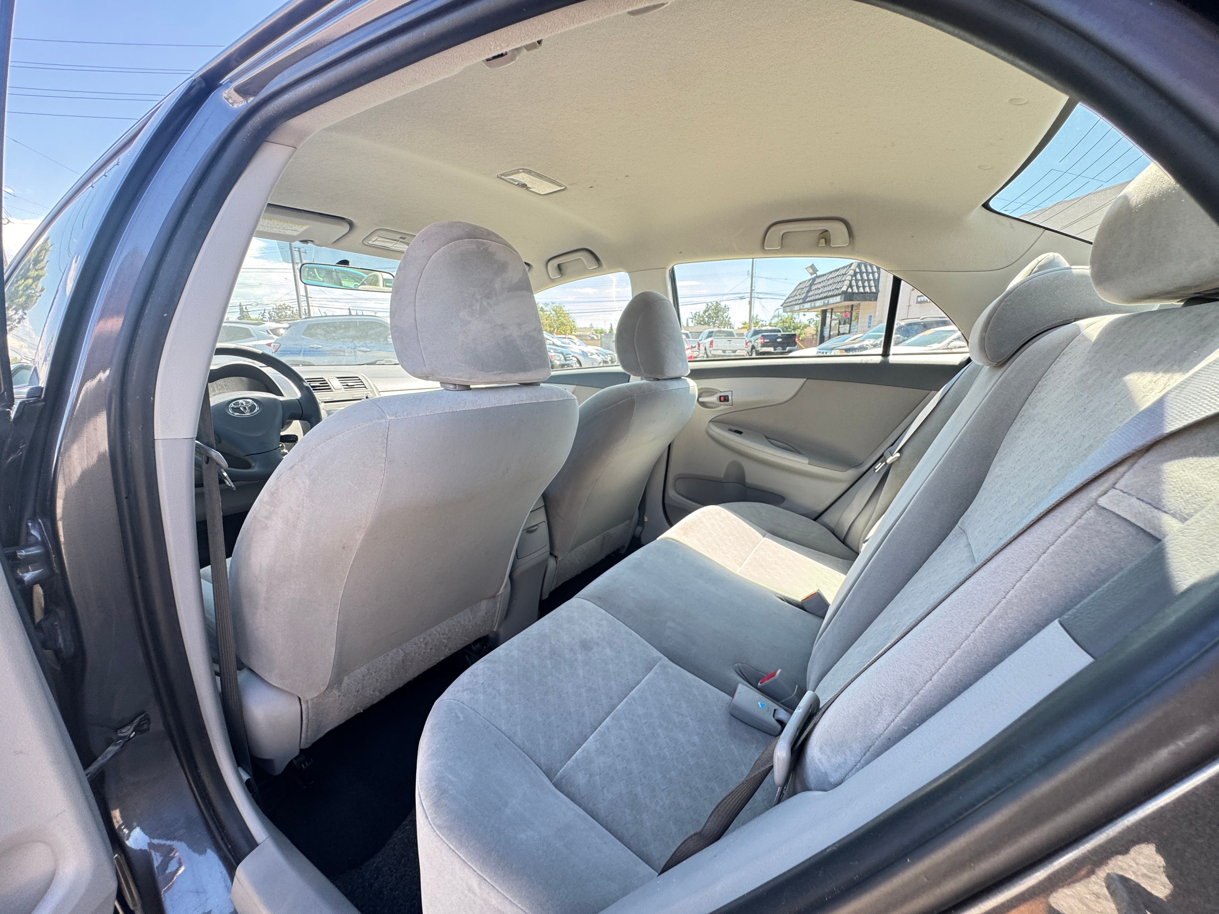 Used 2009 Toyota Corolla LE FWD image 17