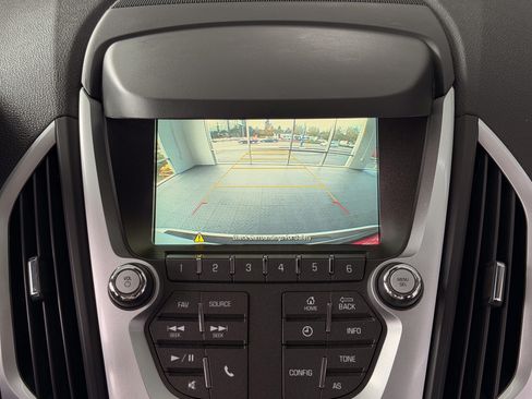 Used 2017 GMC Terrain SLE image 13