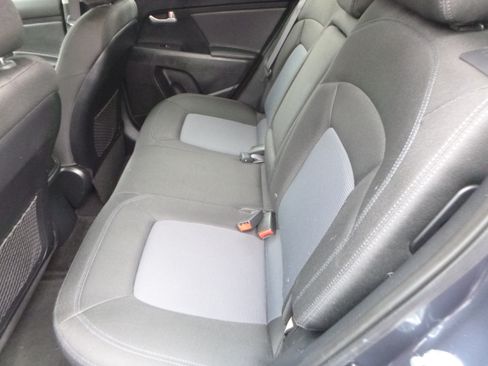 Used 2016 Kia Sportage FWD LX image 25