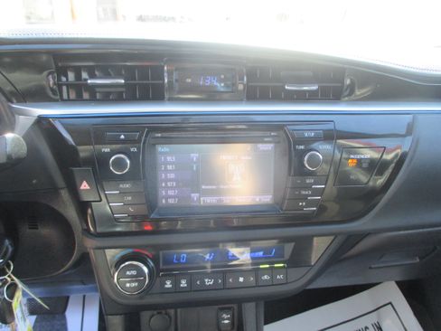 Used 2016 Toyota Corolla S Plus image 5