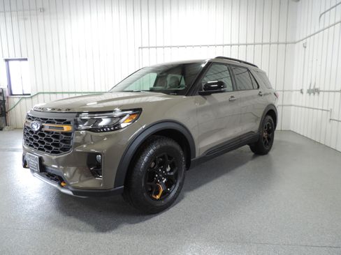 Used 2026 Ford Explorer 4WD Tremor image 2