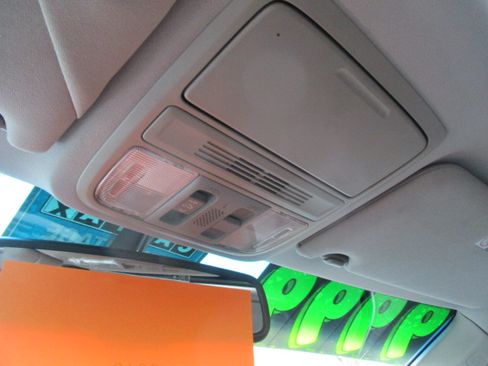 Used 2010 Honda Accord EX-L image 35