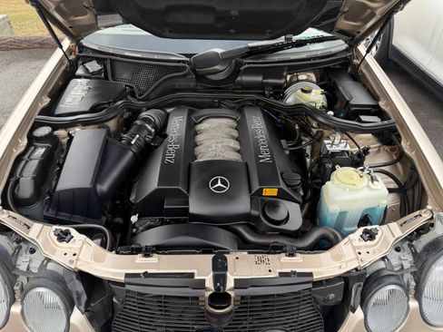 Used 2000 Mercedes-Benz E 430 image 11
