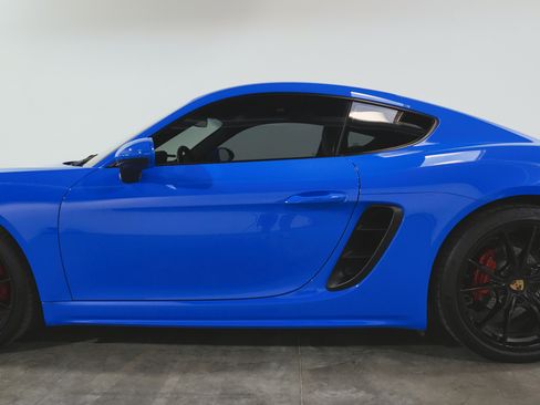 Used 2022 Porsche 718 Cayman S image 37