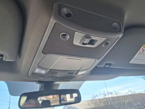 Used 2017 Ford F350 Lariat image 14