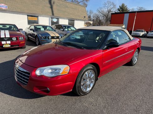 Used 2004 Chrysler Sebring Limited image 25