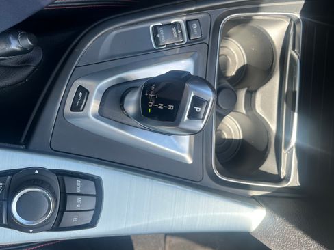 Used 2017 BMW 330e image 13