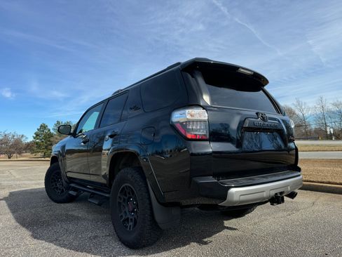 Used 2023 Toyota 4Runner TRD Off-Road Premium image 25