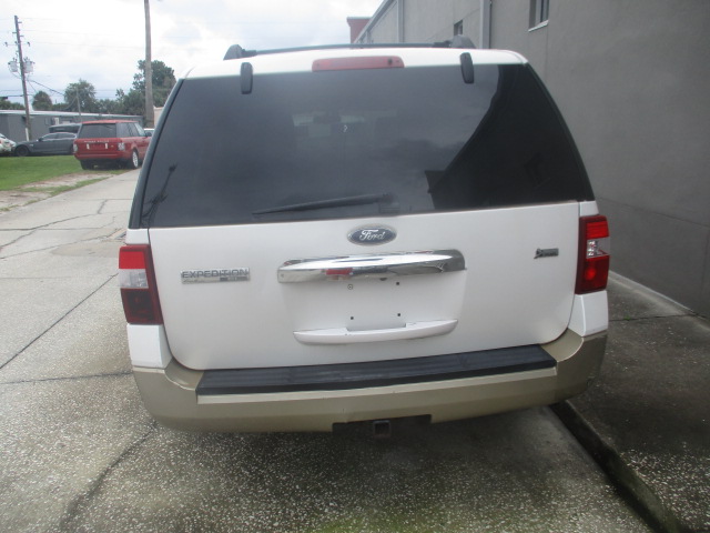 Used 2010 Ford Expedition EL 2WD image 4