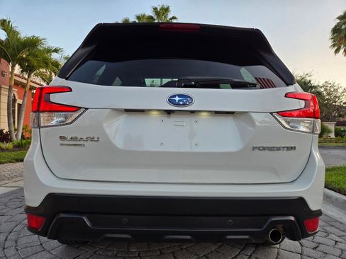 Used 2021 Subaru Forester Limited image 14