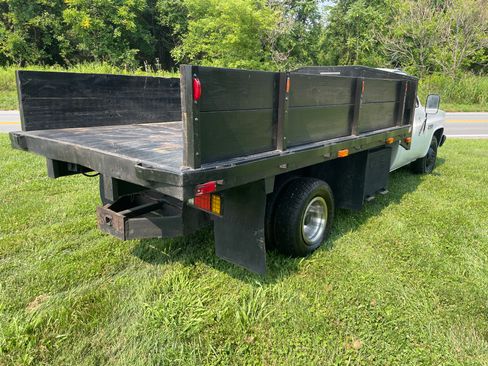 Used 1988 GMC Sierra 3500 2WD Regular Cab image 10