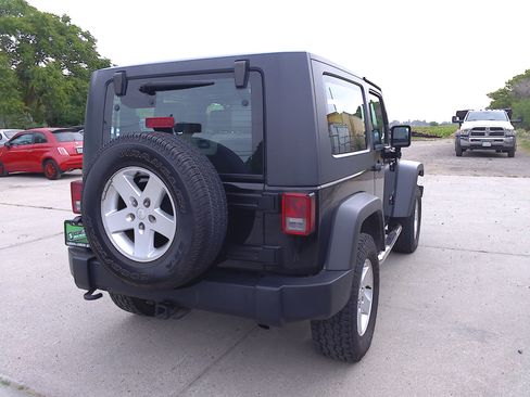 Used 2010 Jeep Wrangler Sport image 4