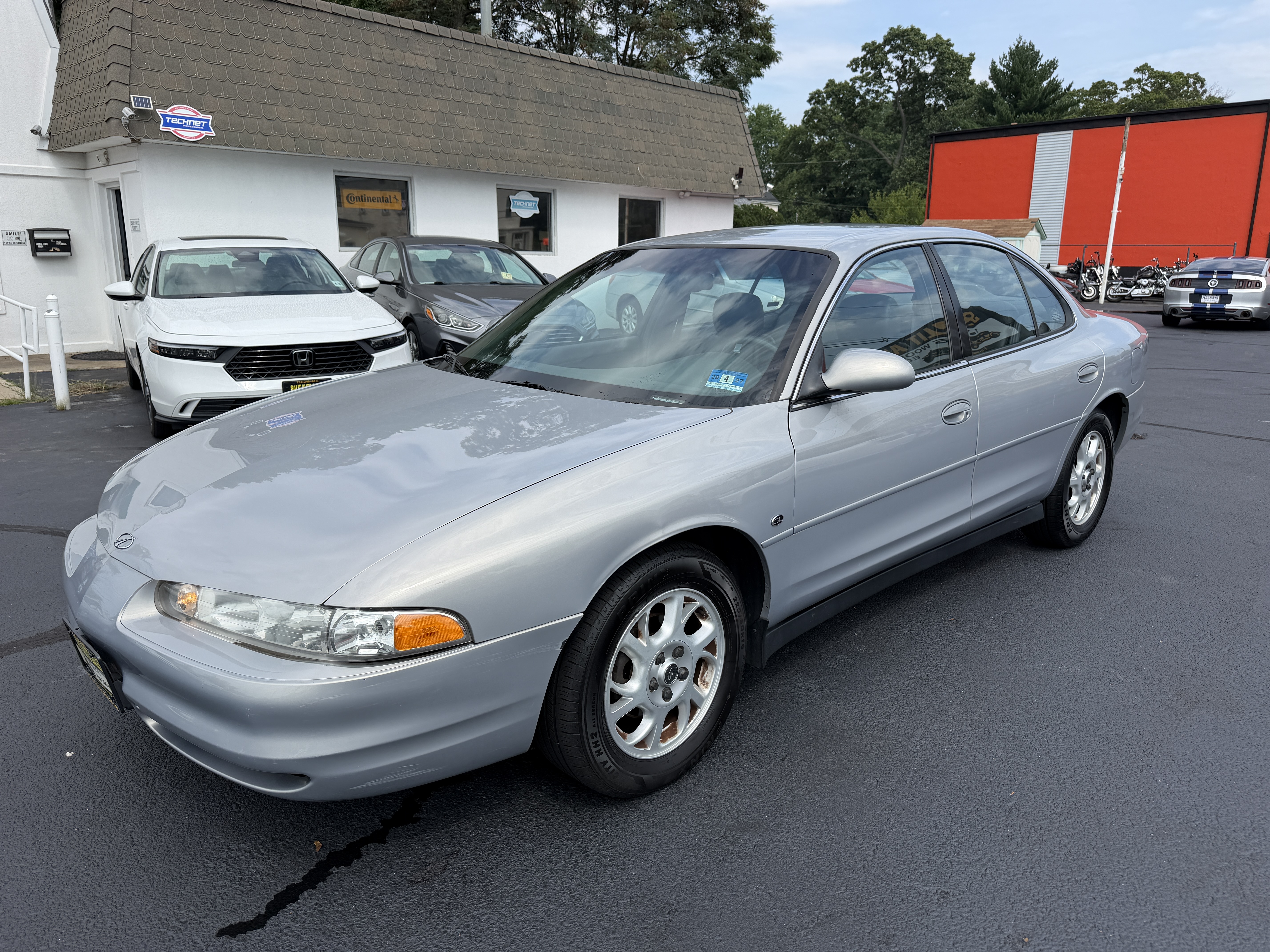 Used 2000 Oldsmobile Intrigue GL FWD image 22