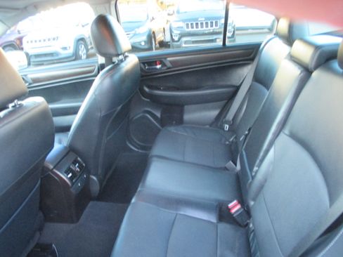 Used 2016 Subaru Legacy 2.5i Limited image 10