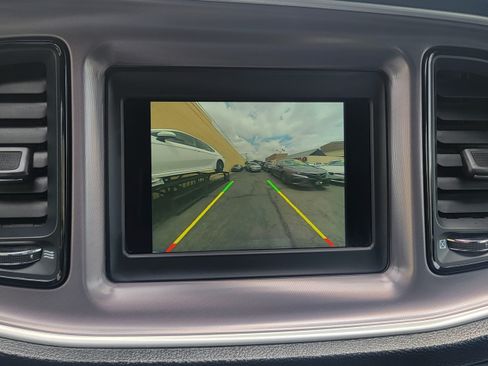 Used 2019 Dodge Challenger SXT image 14