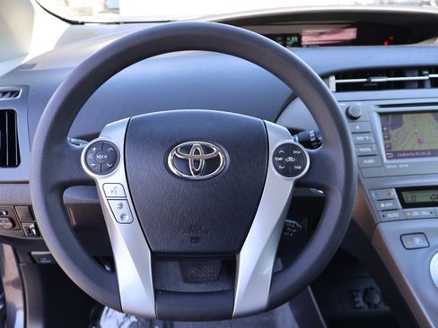 Used 2013 Toyota Prius image 24