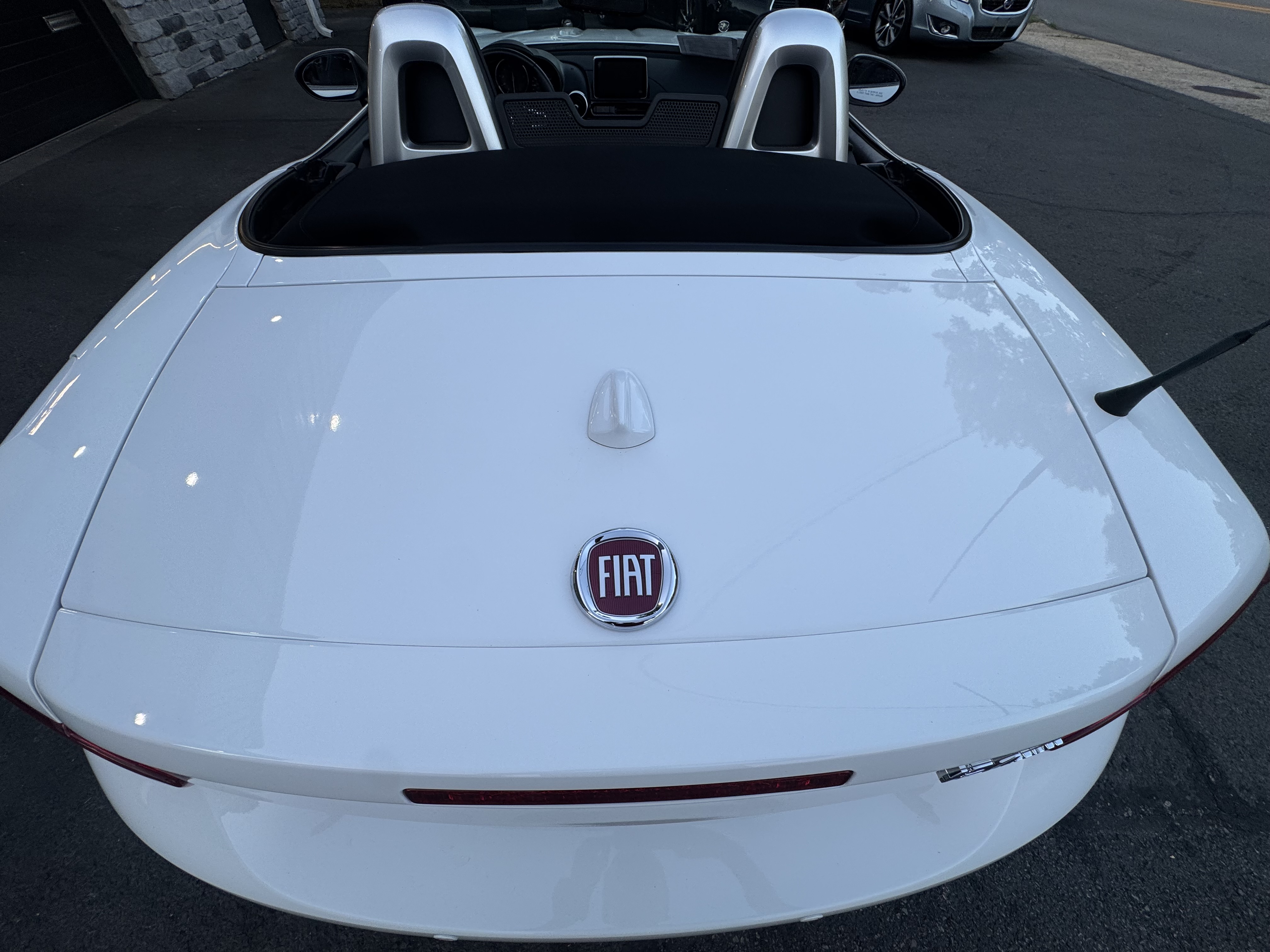 Used 2020 FIAT 124 Spider Lusso Convertible 2D RWD image 8