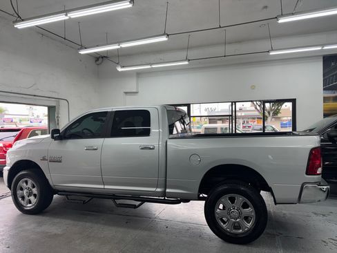 Used 2017 RAM 2500 SLT image 2