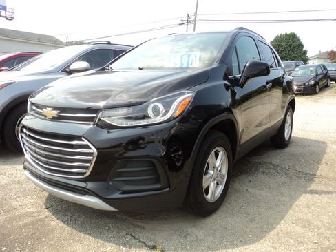 Used 2019 Chevrolet Trax LT image 3