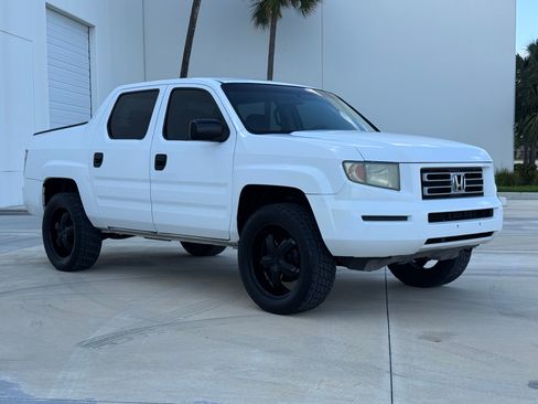 Used 2006 Honda Ridgeline RT image 7