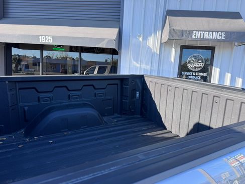 Used 2024 Chevrolet Silverado 1500 ZR2 image 11