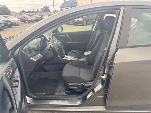 Used 2010 MAZDA MAZDA3 Touring image 13