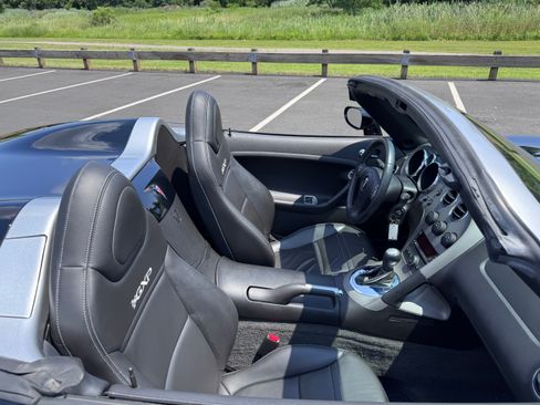 Used 2007 Pontiac Solstice GXP image 35
