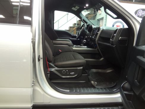 Used 2018 Ford F150 XLT image 19