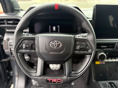 Used 2024 Toyota Tacoma TRD Pro image 24