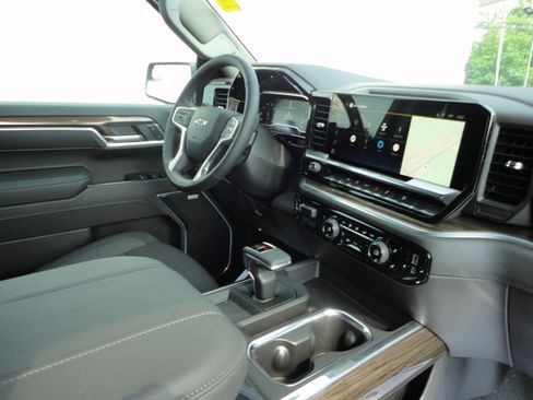 New 2025 Chevrolet Silverado 1500 RST image 25