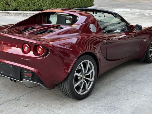 Used 2005 Lotus Elise image 34