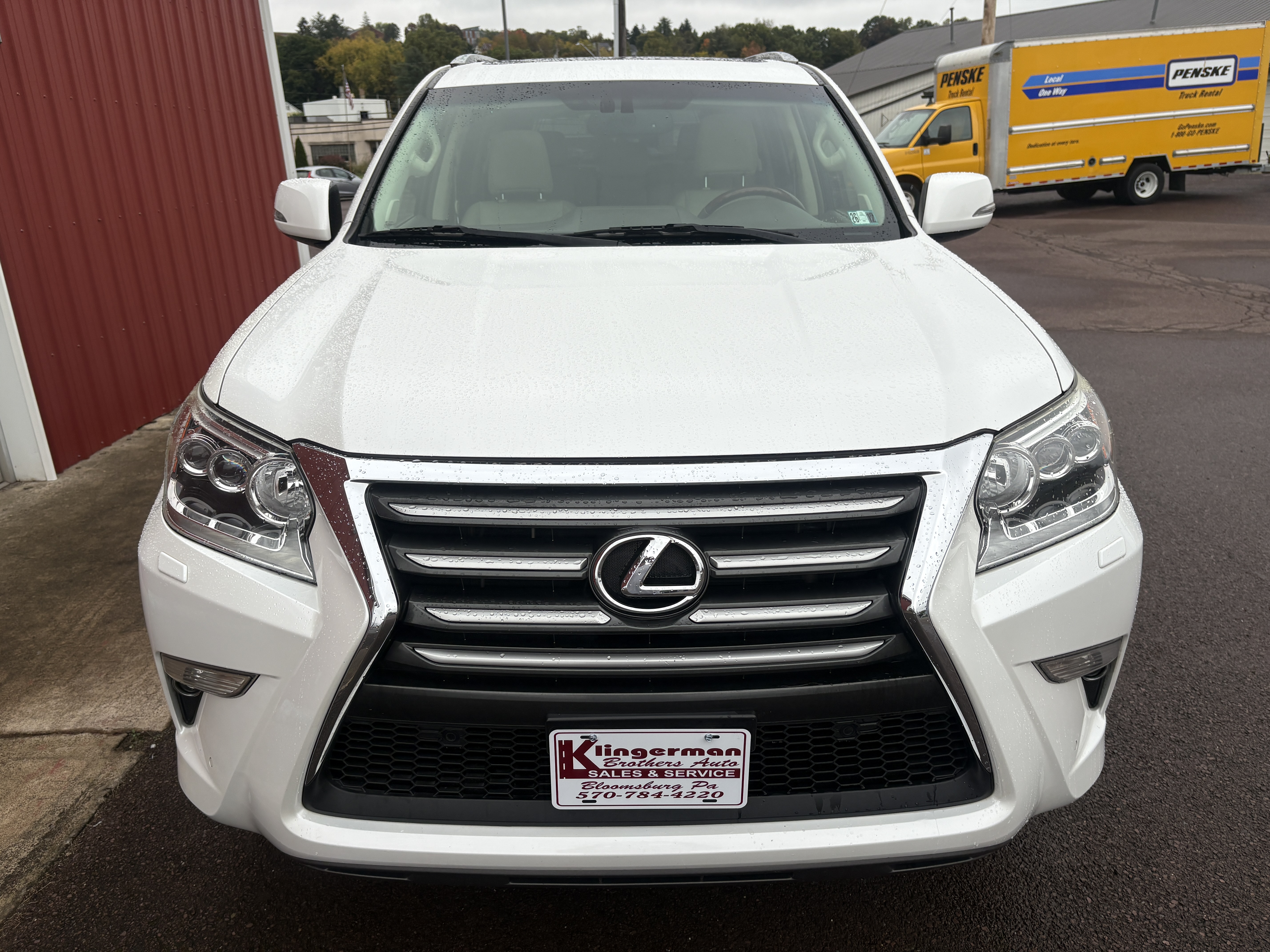 Used 2016 Lexus GX 460 4WD Premium 4.6L 8-Cyl SUV image 6