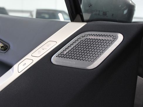 Used 2024 BMW iX M60 image 38