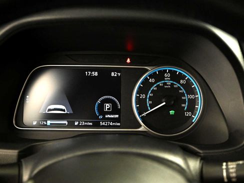 Used 2022 Nissan Leaf SV Plus image 29