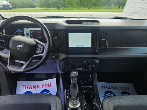 Used 2022 Ford Bronco image 13