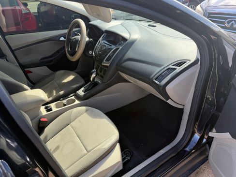 Used 2014 Ford Focus SE image 4