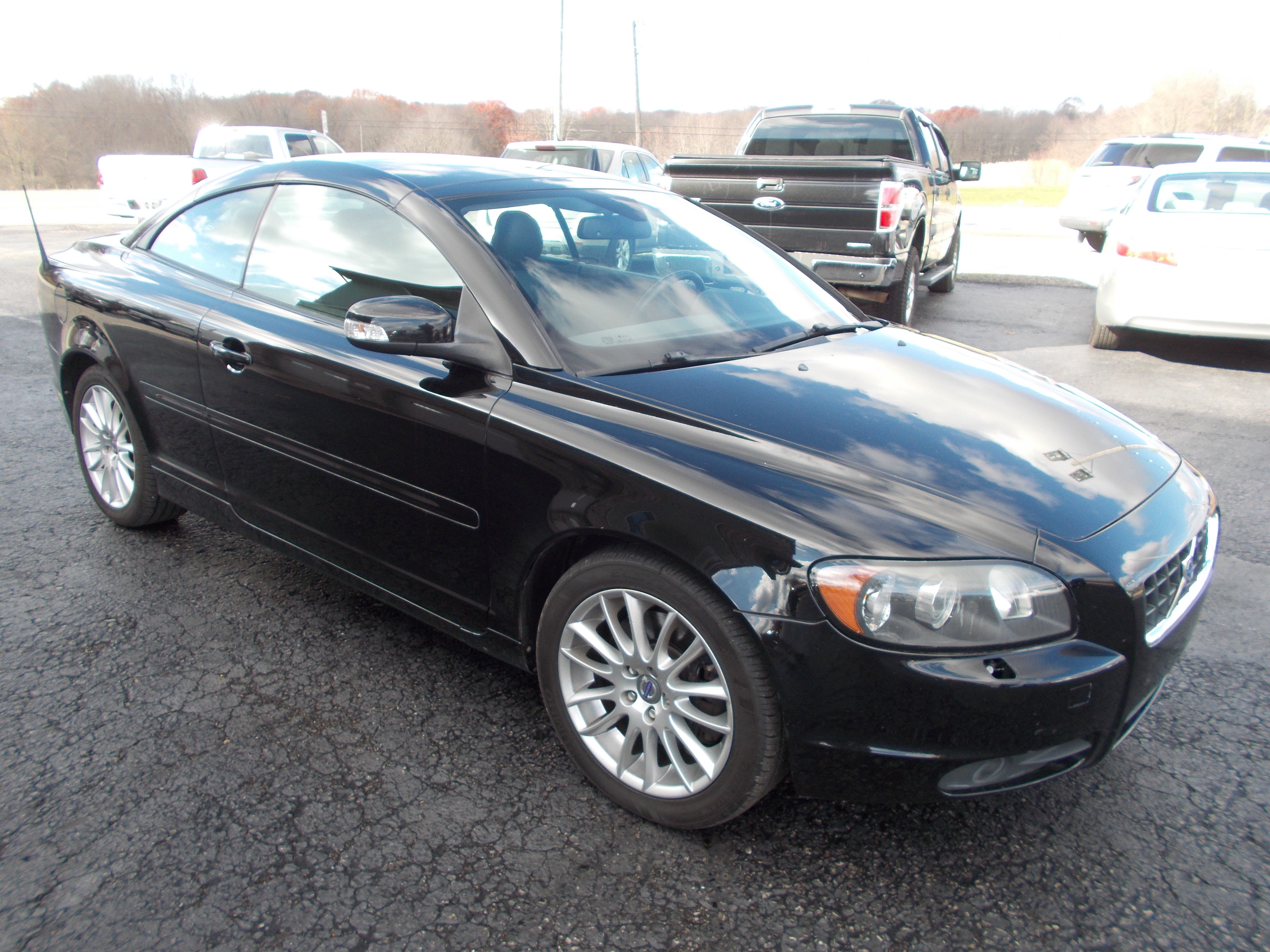 Used 2008 Volvo C70 T5 FWD image 3