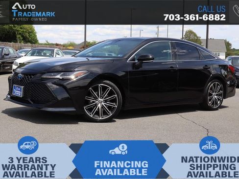 Used 2022 Toyota Avalon Touring FWD image 1