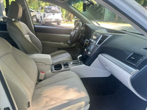Used 2012 Subaru Outback 2.5i Premium AWD/4WD image 23