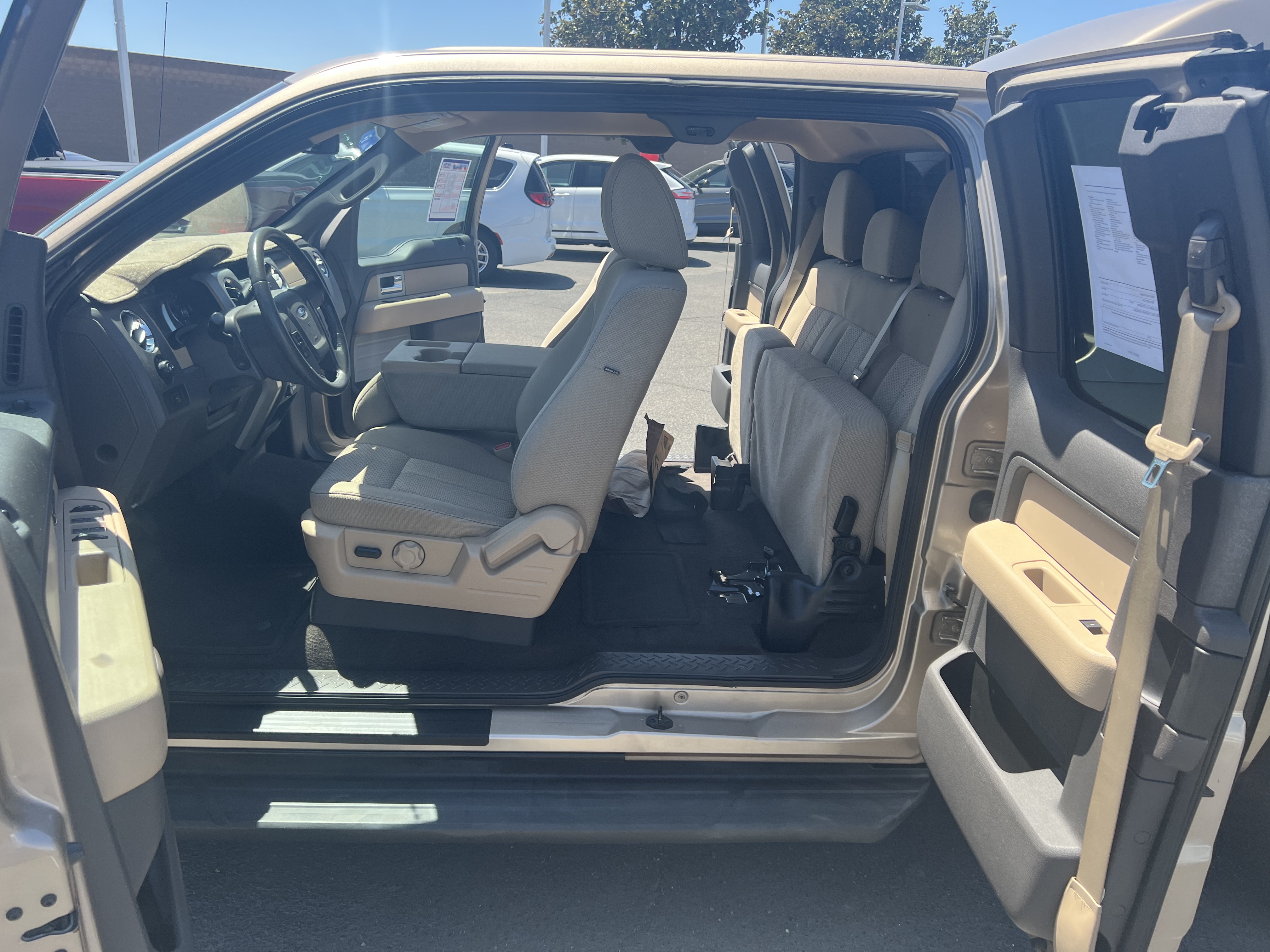 Used 2011 Ford F150 2WD SuperCab image 6
