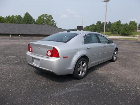 Used 2012 Chevrolet Malibu LT image 2