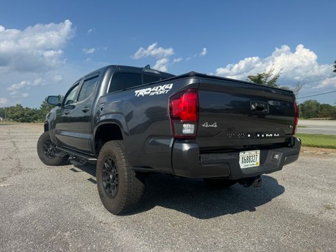 Used 2021 Toyota Tacoma 4x4 Double Cab image 24