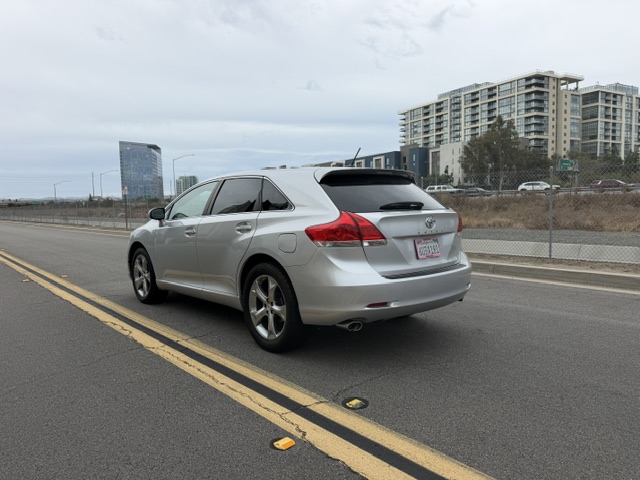 Used 2011 Toyota Venza FWD image 3
