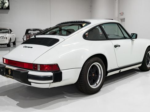 Used 1987 Porsche 911 Carrera Coupe RWD image 6