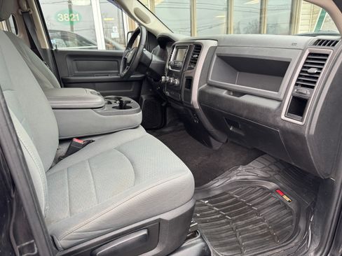 Used 2017 RAM 1500 Express image 7