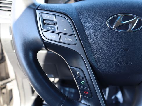 Used 2015 Hyundai Santa Fe Sport image 24